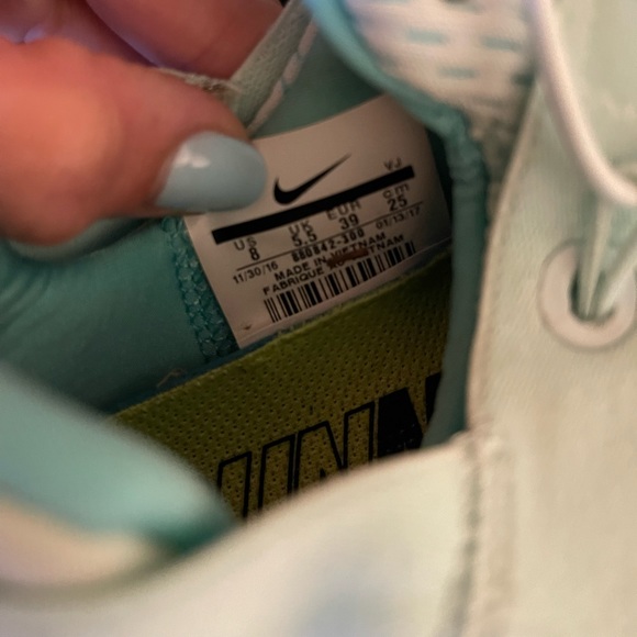 Light blue slip on women’s Nikes - Picture 4 of 4